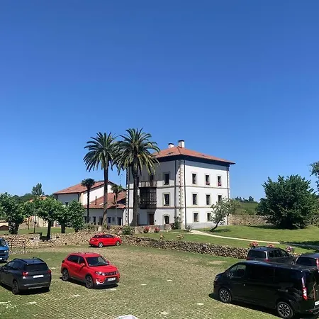Palacio La Teja Holiday home Noriega
